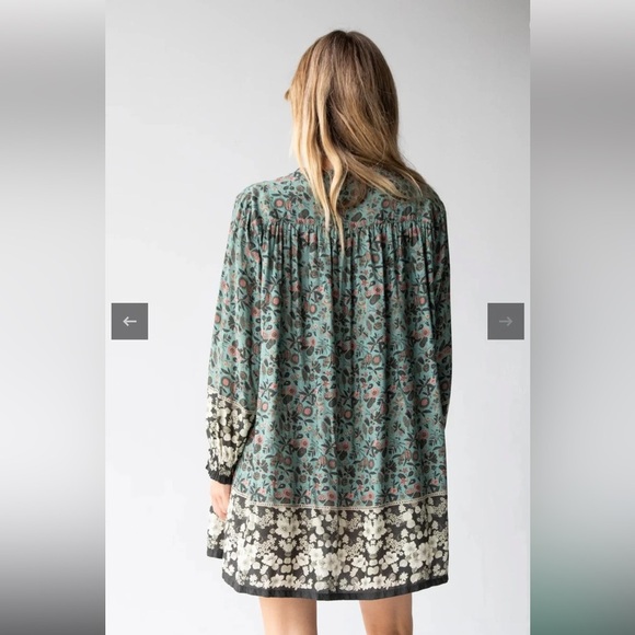 Natural Life Dara V-Neck Tunic Dress Sage & Black Floral Border pattern XS - Picture 3 of 10